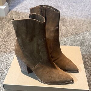 Steve Madden Brown Suede Ankle Boots